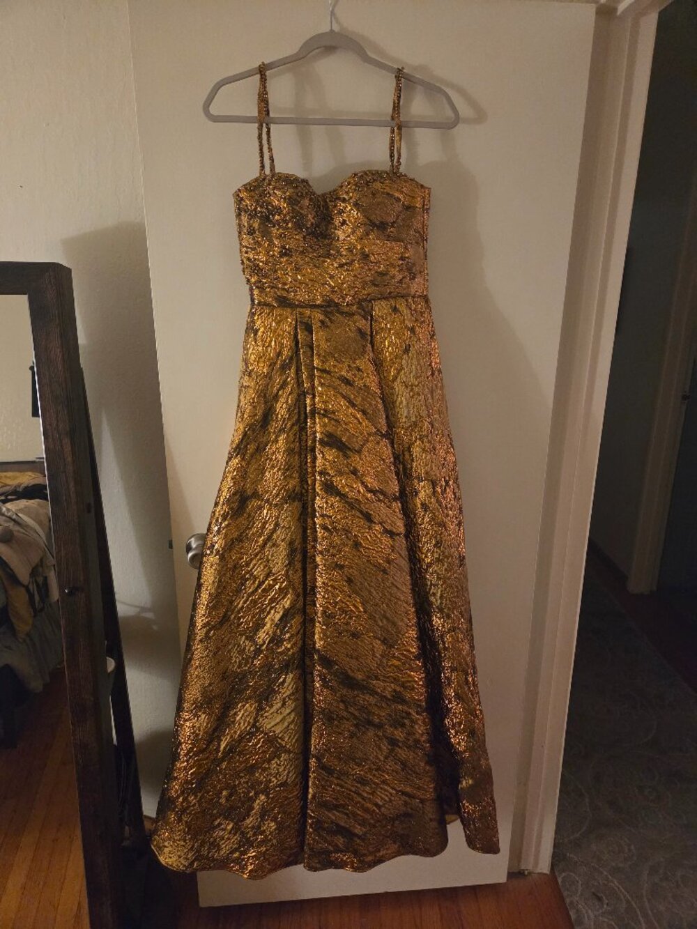 Teuta Matoshi Autumn Leaves Gown 0/2